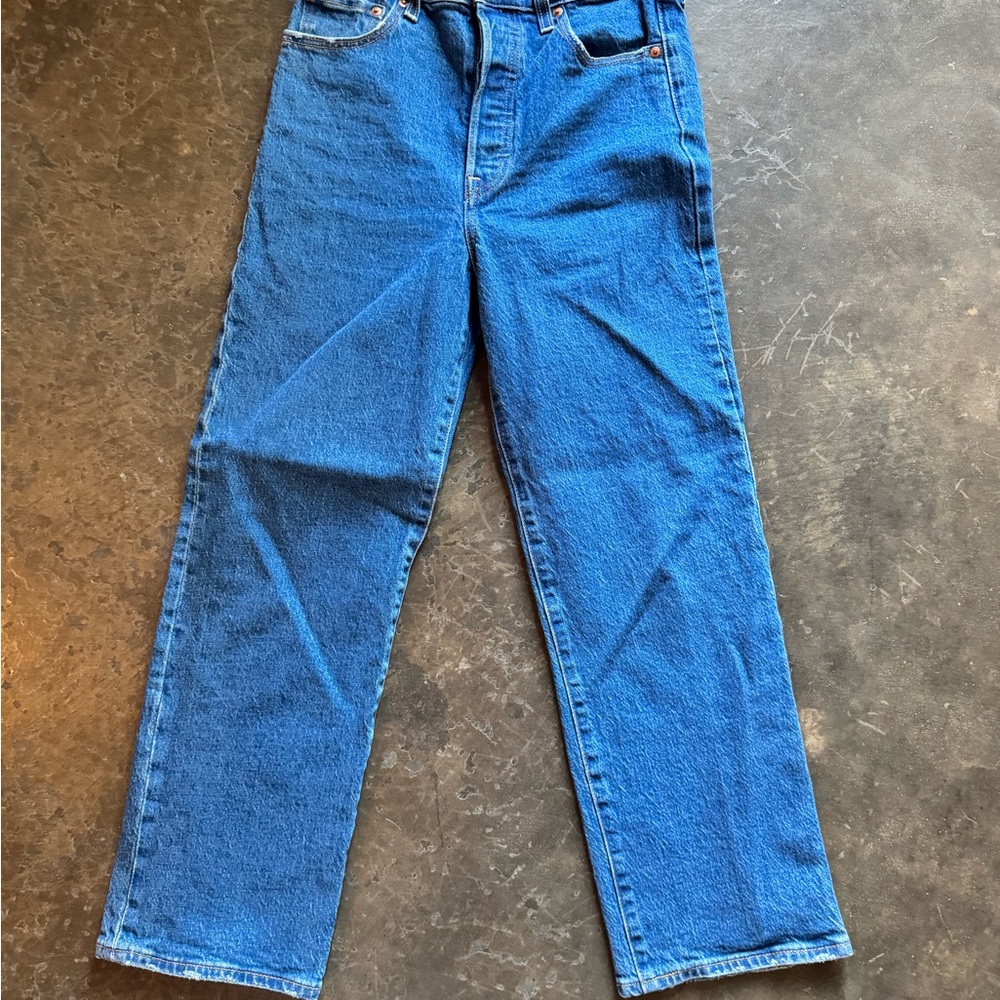 Levi's Women's Straight Jeans in Blue